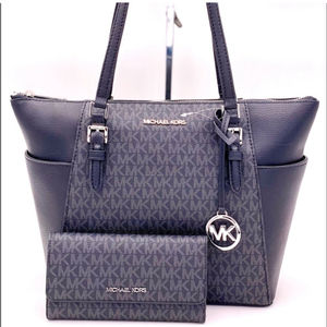 Michael Kors Charlotte Tote and
Wallet Set Black